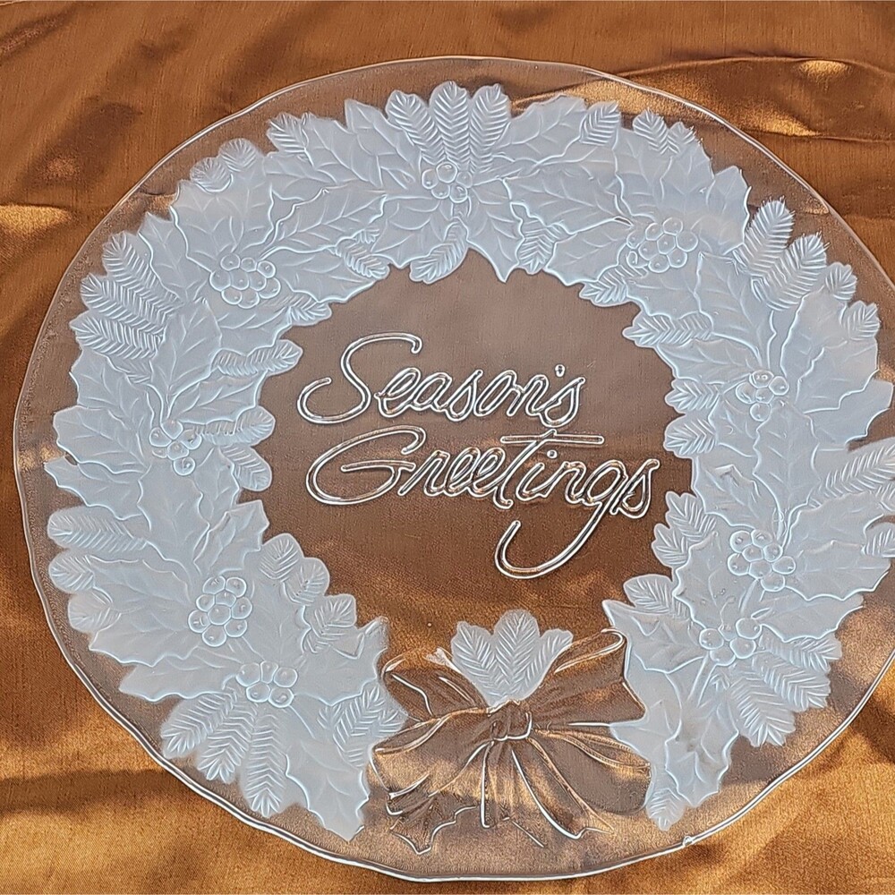 Home Interiors Glass Christmas Platter Frosted Seasons Greetings Wreath 13 in